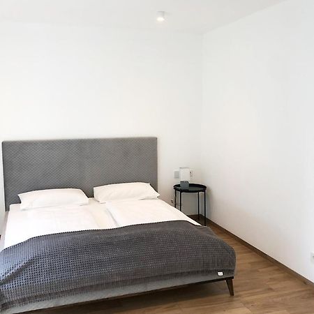 Laurentia Penthouse Apartment Merano Luaran gambar