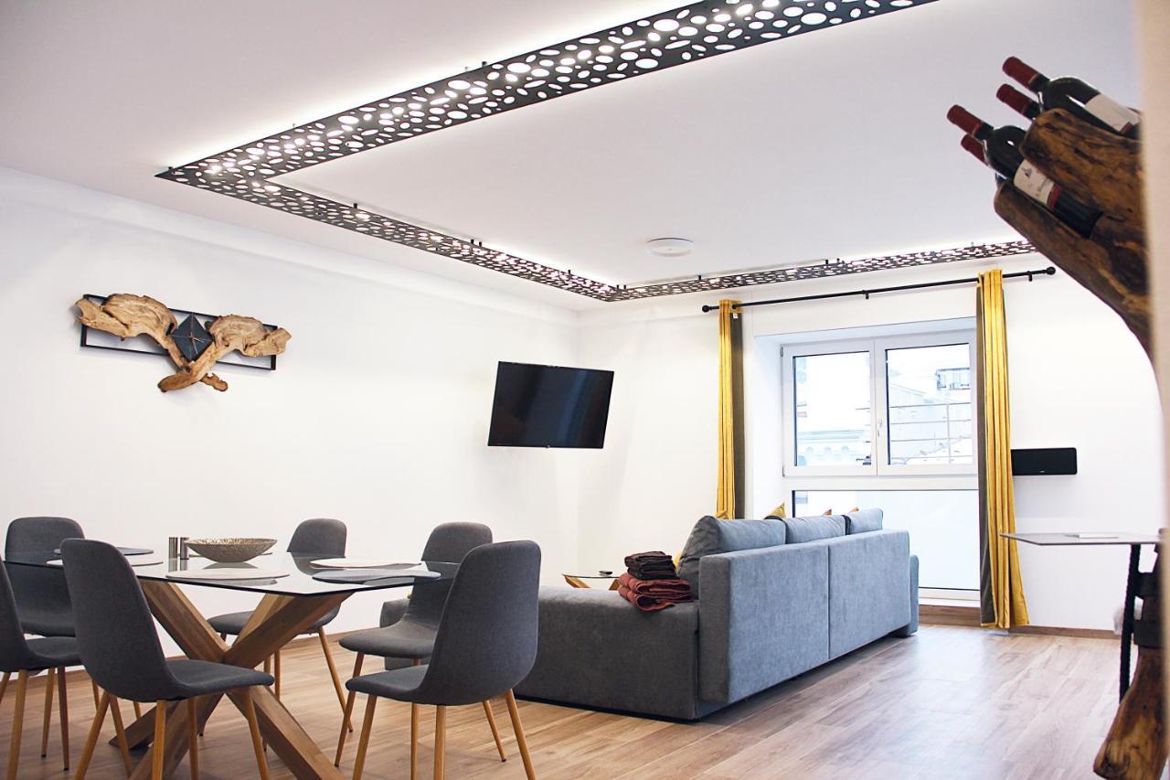 Laurentia Penthouse Apartment Merano Luaran gambar