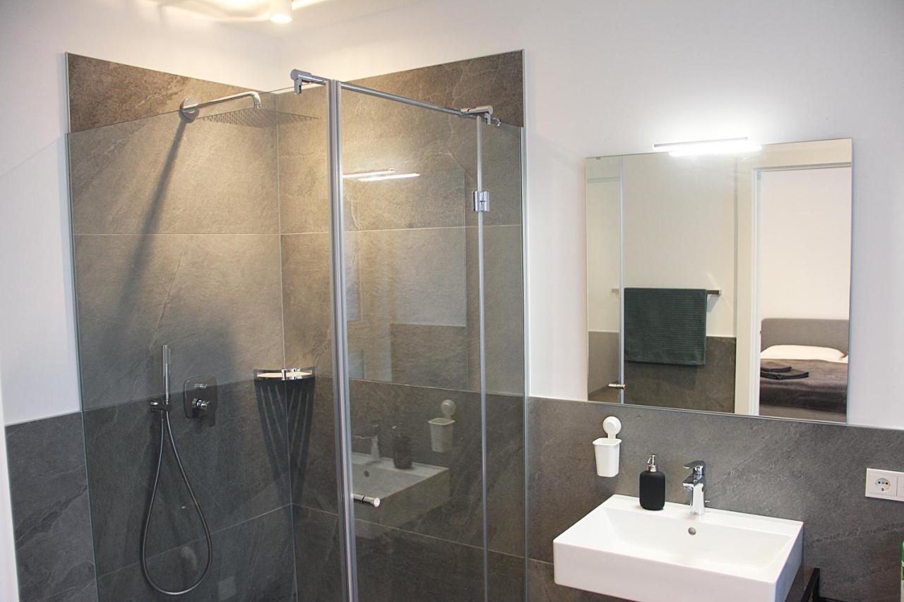 Laurentia Penthouse Apartment Merano Luaran gambar