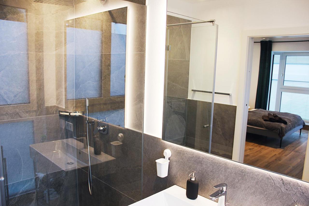 Laurentia Penthouse Apartment Merano Luaran gambar