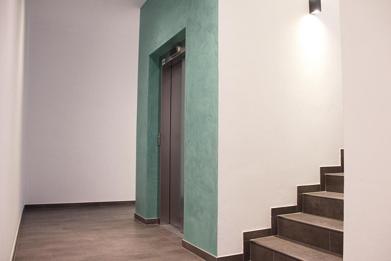 Laurentia Penthouse Apartment Merano Luaran gambar